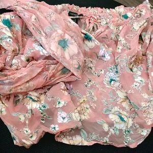 Forever 21 Woman's Long Sleeve Top